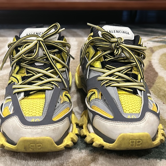 Yellow Gray Balenciagas Size: 40 - Picture 4 of 5